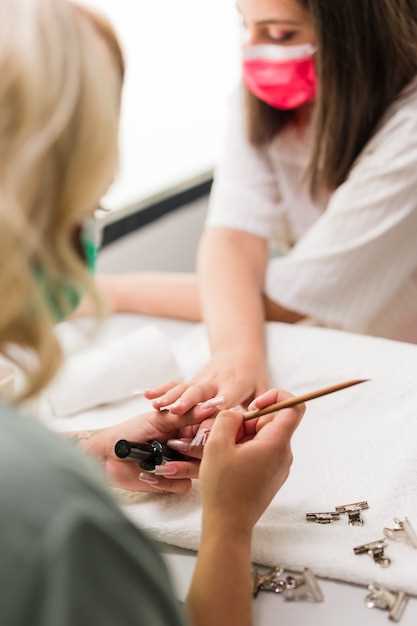 Los elementos de la manicura en los sueños