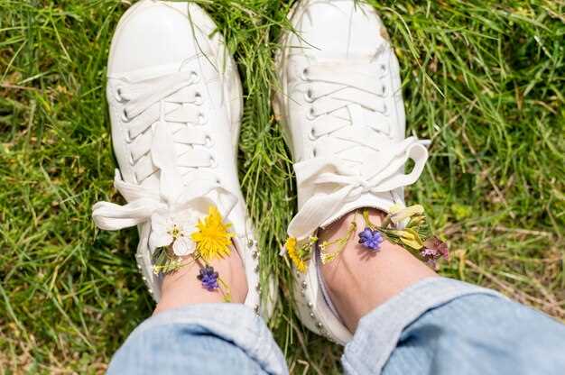 La relación entre los zapatos blancos y el equilibrio en la vida